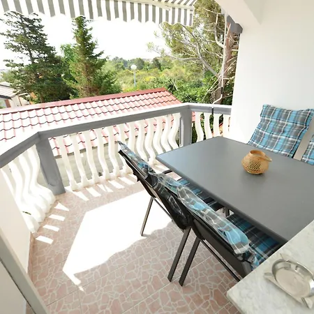 Sandra Apartman