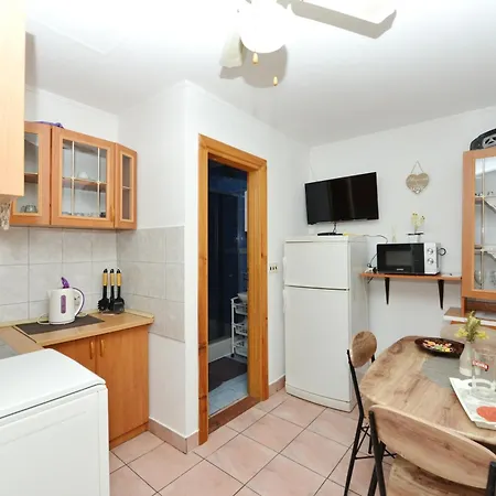 Sandra Apartman