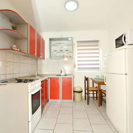 Sandra Apartman