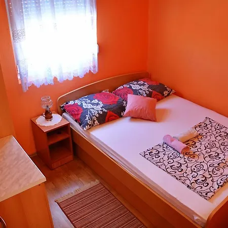 Sandra Apartman *