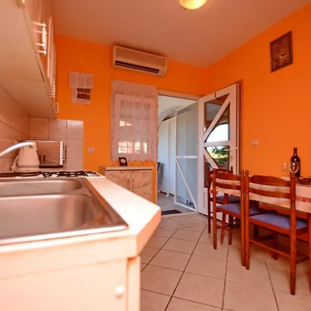 Sandra Apartament Vir