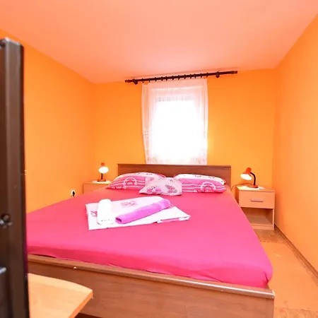 Apartament Sandra *