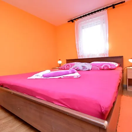 Sandra Apartament *