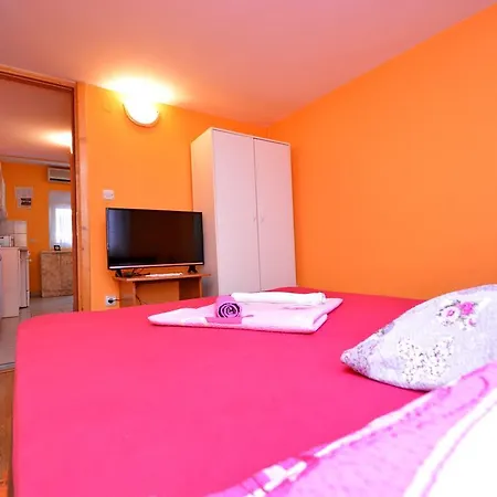 Apartament Sandra *