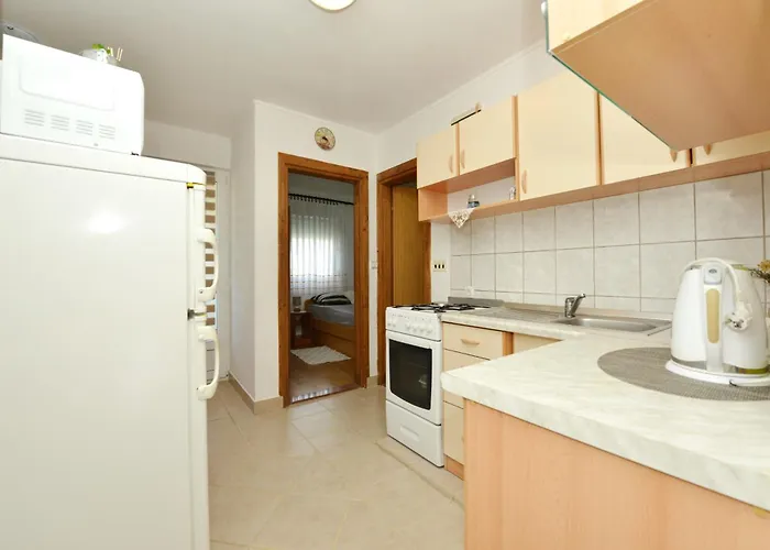 Apartment Sandra Vir