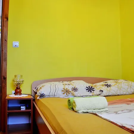 Sandra Apartman