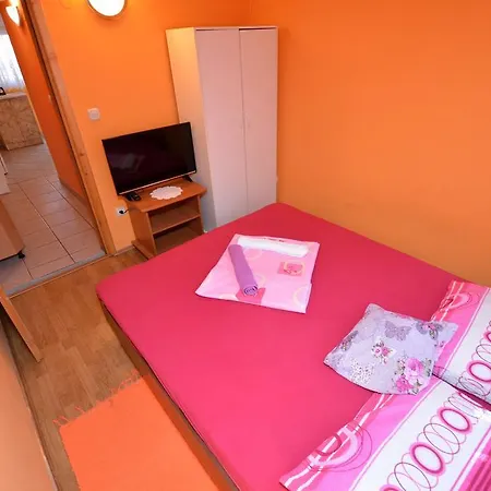 Apartman Sandra Vir