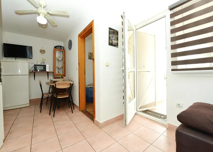 Sandra Appartement Vir